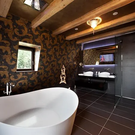 Maison D'hotes De Coeur Et D'exception - Du Cote De Chez Anne * Strasbourg